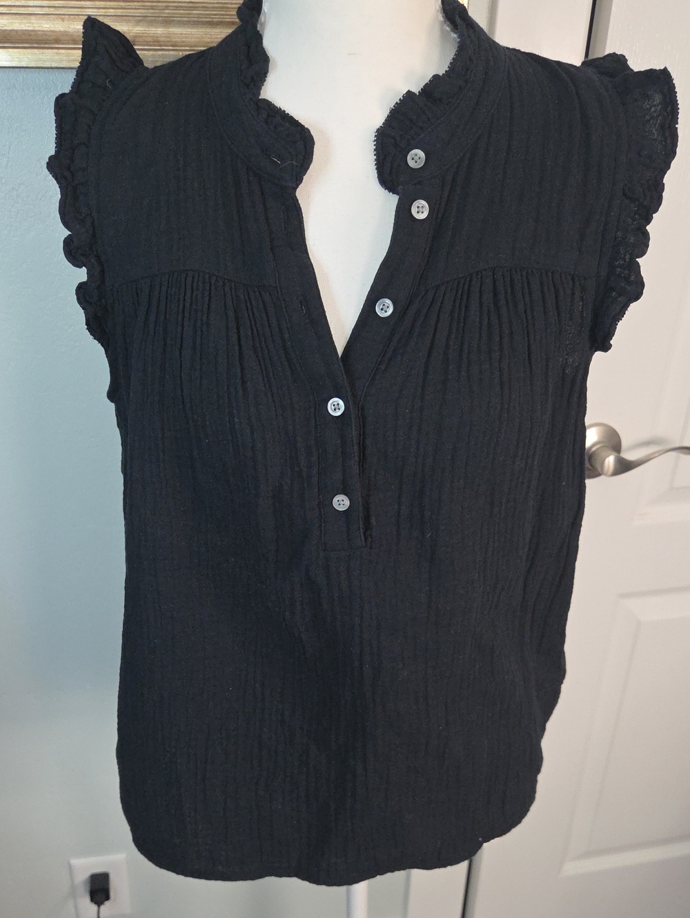 J Crew Women's Black Ruffled Cap-Sleeve Button Front Top